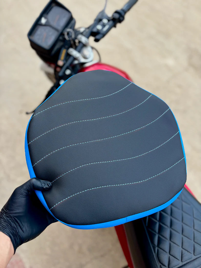Bike Seat Cushion - Universal Size (CD 70/ CG 125/150 CHINA 70/ Suzuki/ Yamaha EVEs & Others)